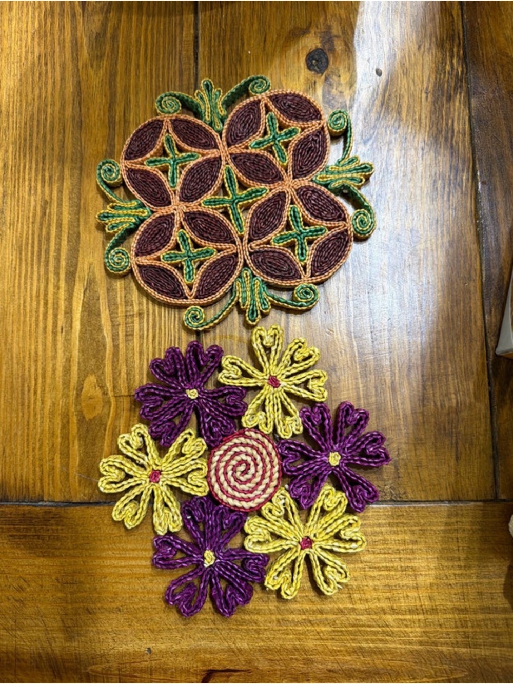vintage handwoven raffia/straw floral trivets - set of 2